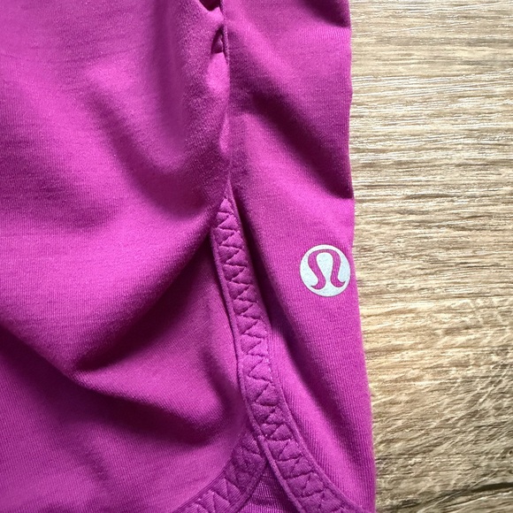 lululemon athletica Magenta Cropped Leggings - Picture 4 of 4